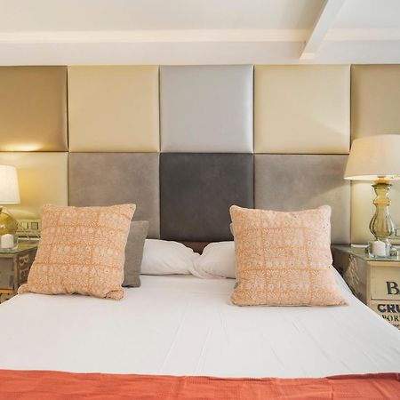 Premium Aft Magdalena Apartment Севиля Екстериор снимка