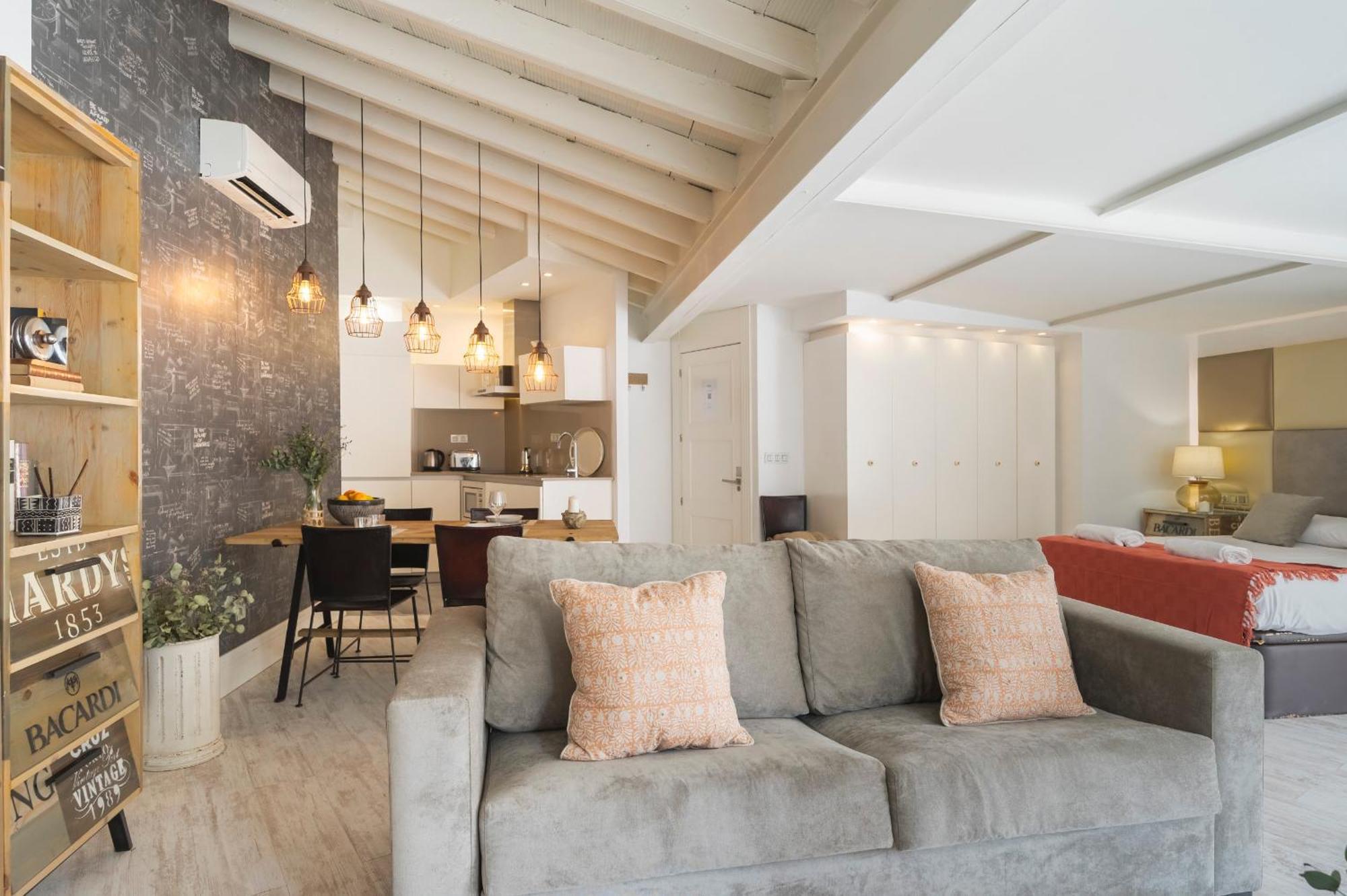 Premium Aft Magdalena Apartment Севиля Екстериор снимка